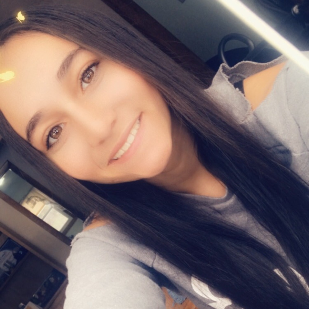 Meet your Posher, Julianna